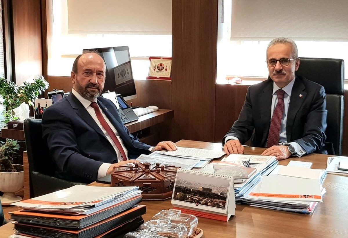 Kavuncu, Karayolları Genel Müdürü Uraloğlu ile bir araya geldi