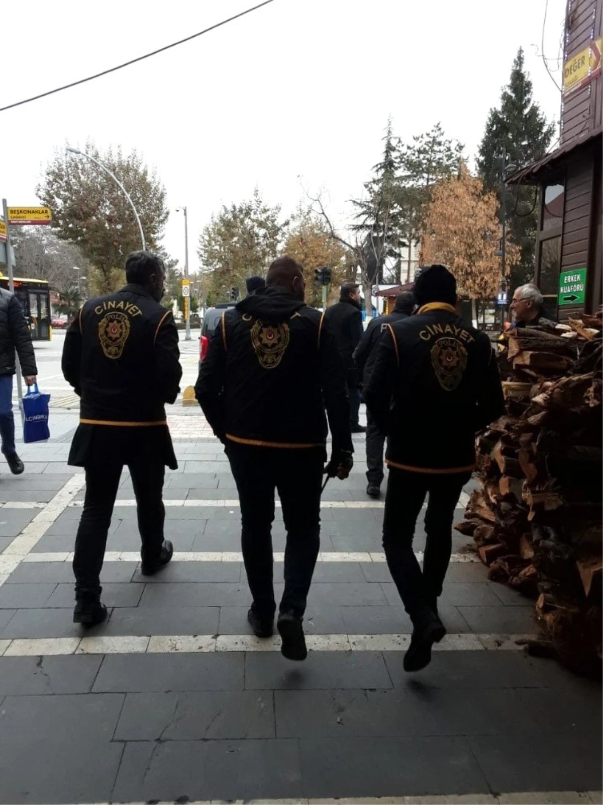 Malatya polisinden eş zamanlı uygulama