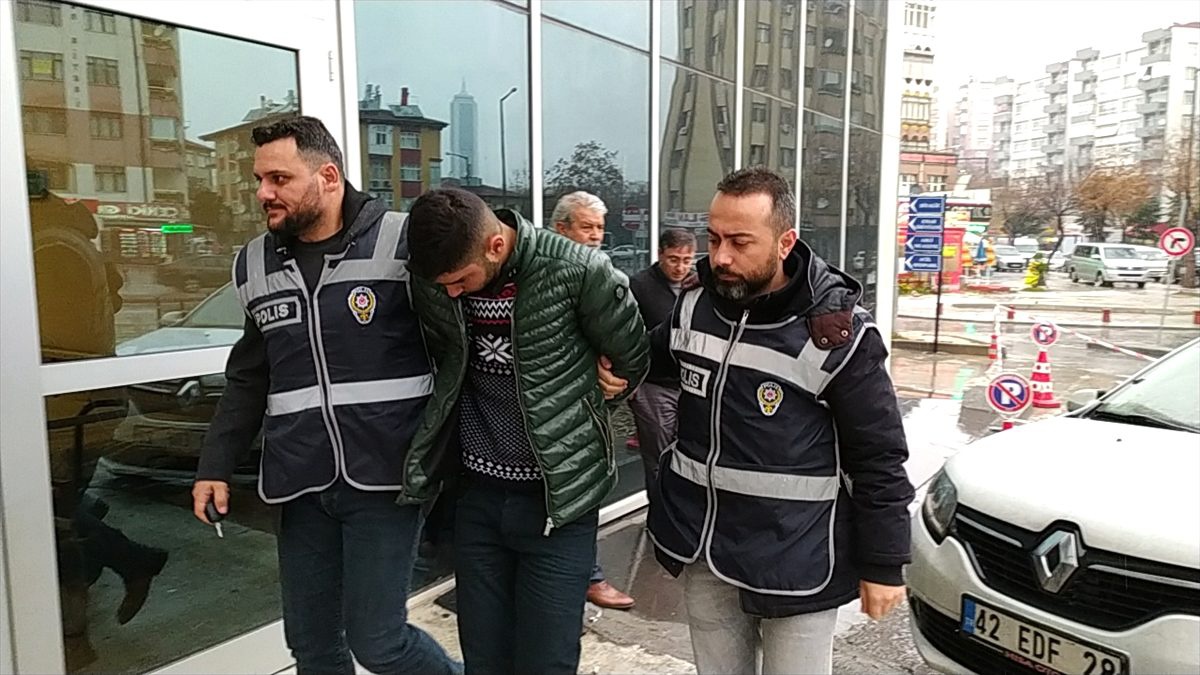 Öğrencilerin okul harçlıklarını gasbettiği ileri sürülen zanlı tutuklandı