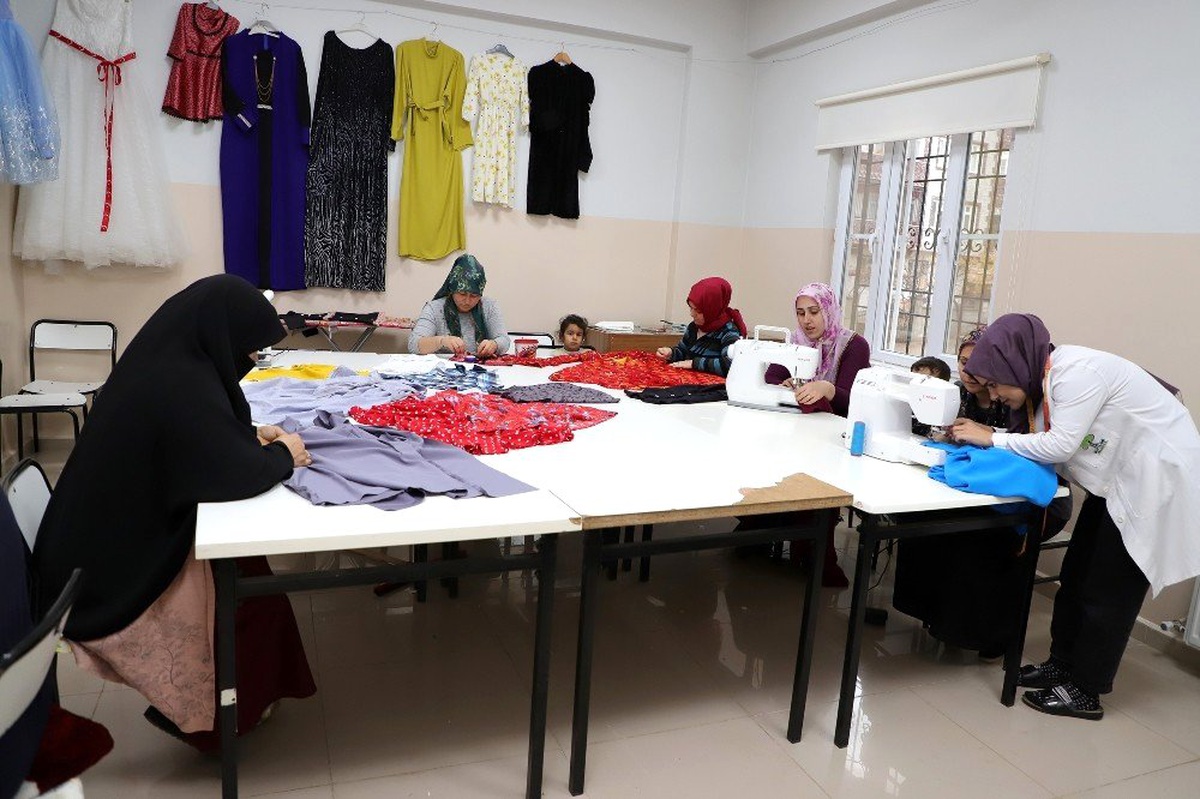 Öğrendikleri, aile ekonomilerine büyük katkı sağlıyor