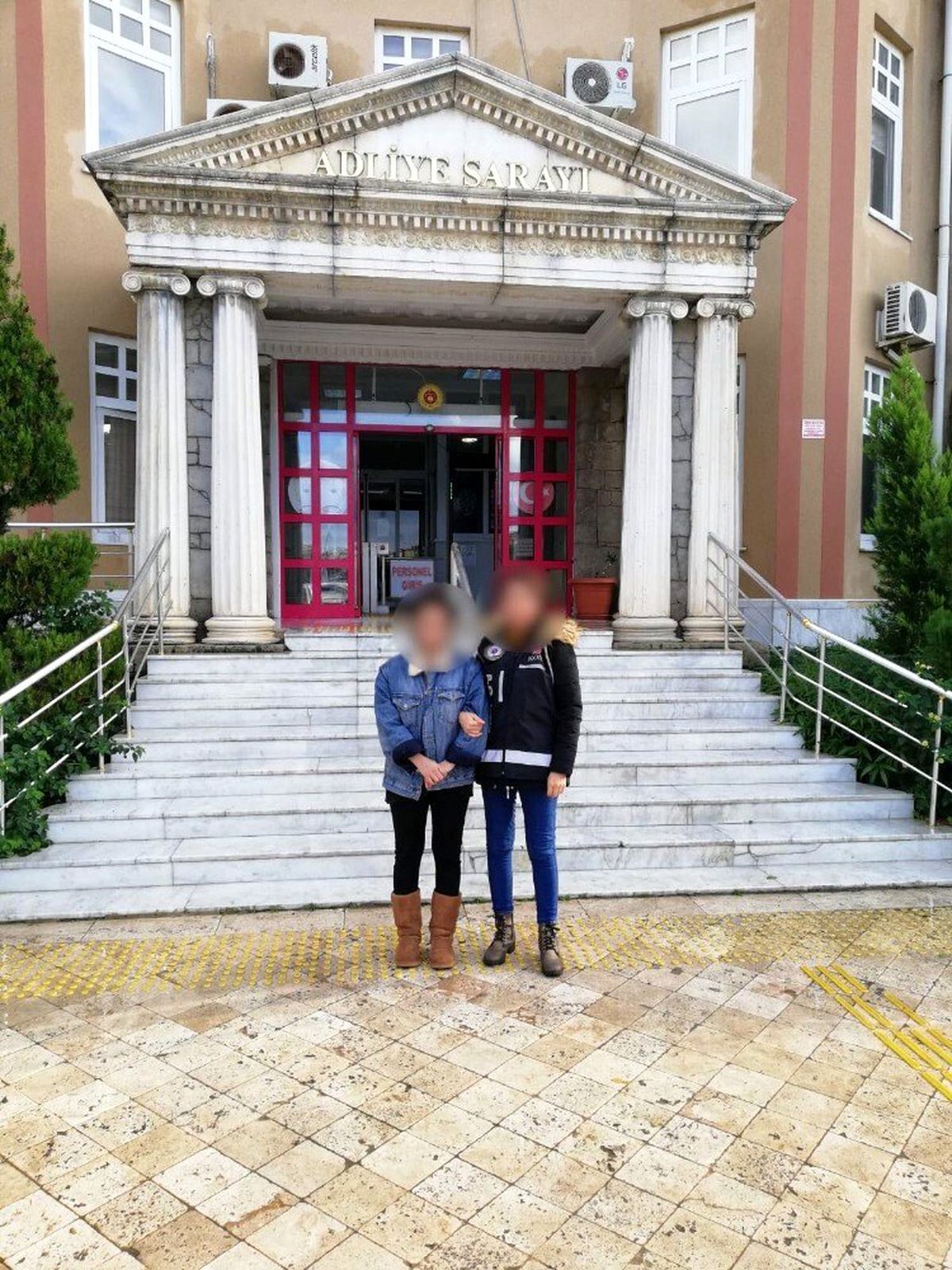 Uyuşturucu satıcısı kadın Didim polisinden kaçamadı