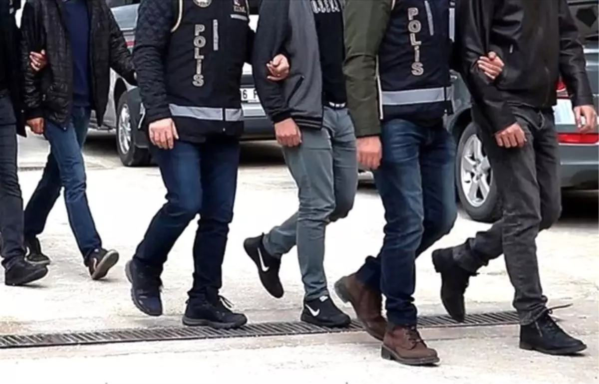 Adalet Bakanlığındaki FETÖ operasyonlarında 94 gözaltı