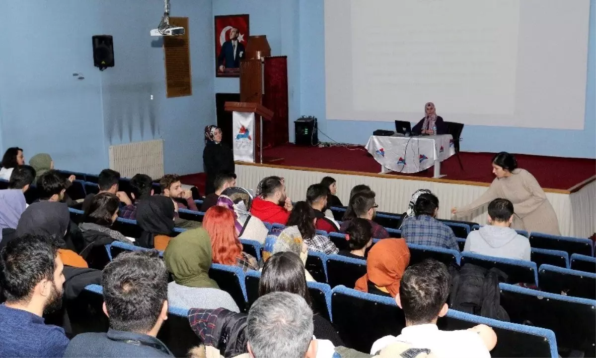 Ağrı İbrahim Çeçen Üniversitesi\'nde "Anne Sütü ve Emzirme Danışmanlığı Eğitimi" düzenlendi