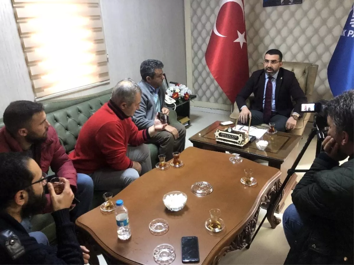 AK Parti Kars İl Başkanı Çalkın, basın mensuplarıyla bir araya geldi