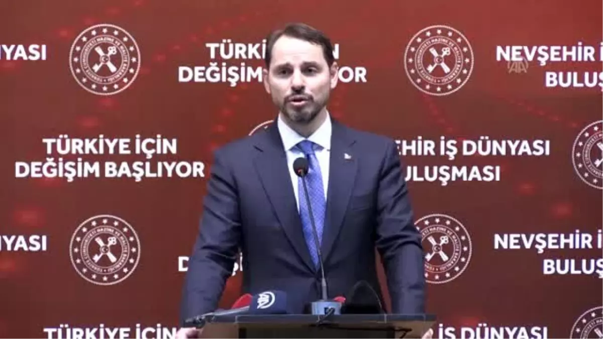 Bakan Albayrak: "Kasım ayı itibariyle enflasyon yüzde 10 bandına gerilemiş oldu"