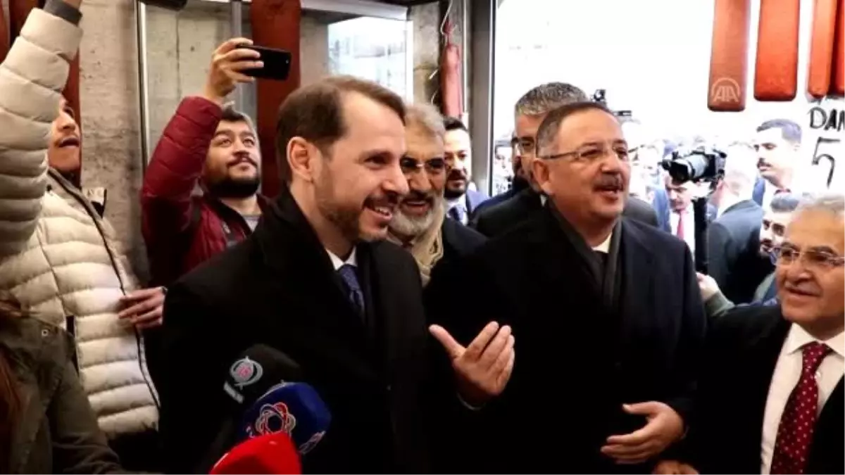 Bakan Albayrak\'tan pastırmacı esnafına ziyaret