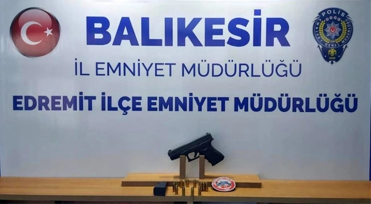 Balıkesir\'de polisi 6 silah ele geçirdi