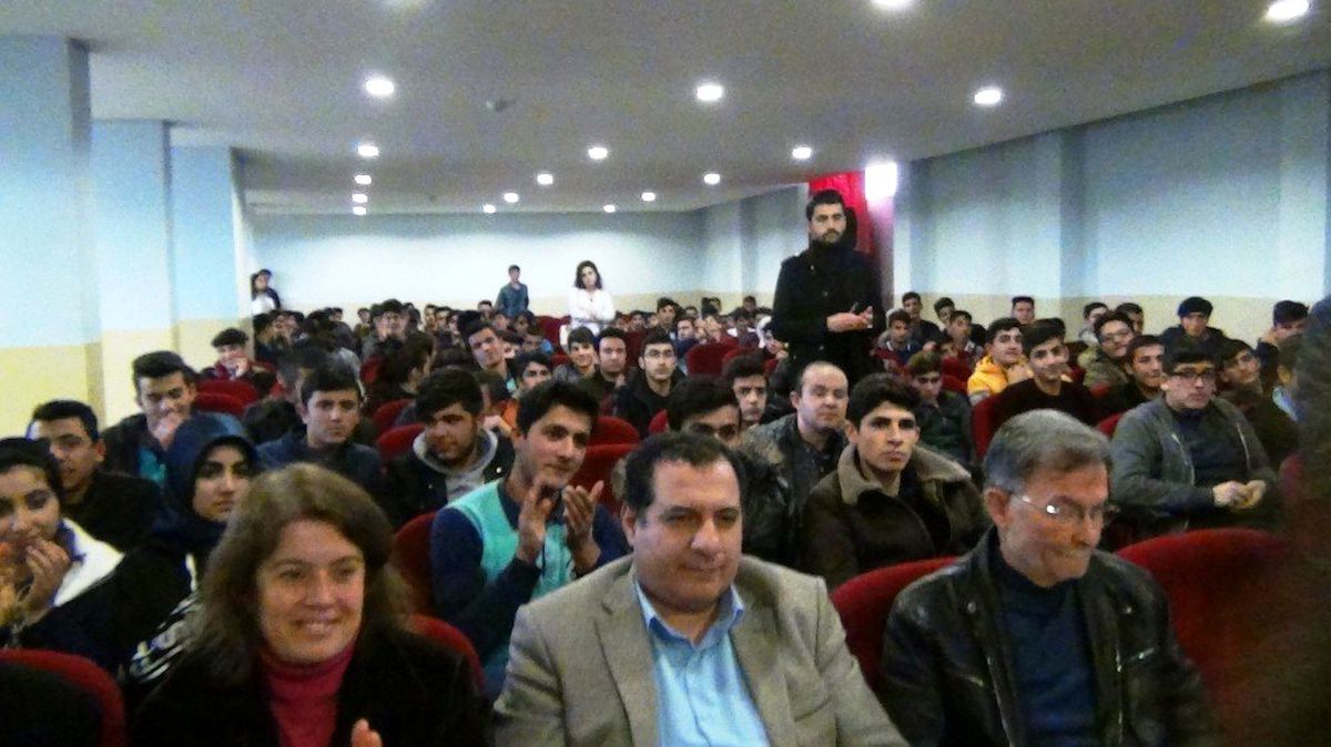 Erciş\'te ustalar öğrencilerle buluştu