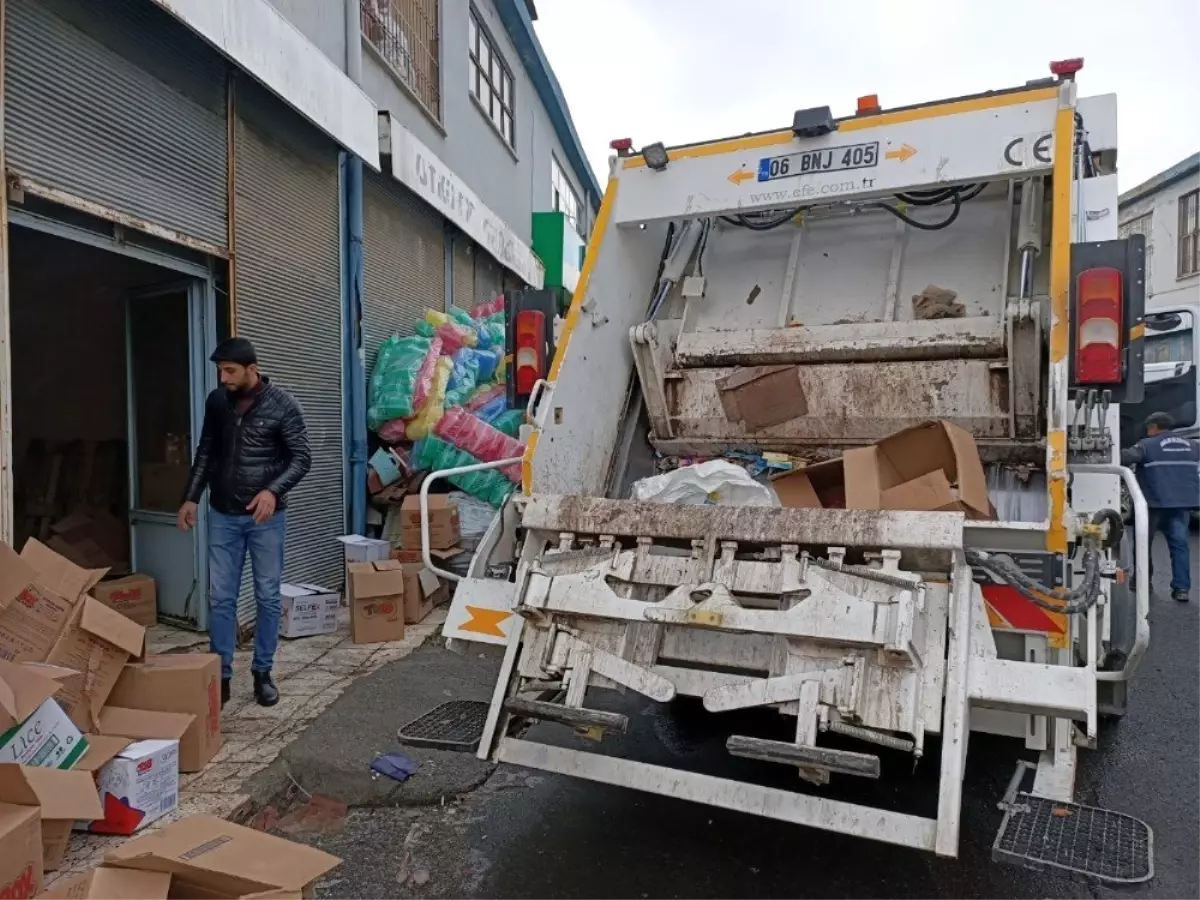 Esnaf kendini ihbar etti, Bağlar Belediyesi tarihi geçmiş gıdaları imha etti