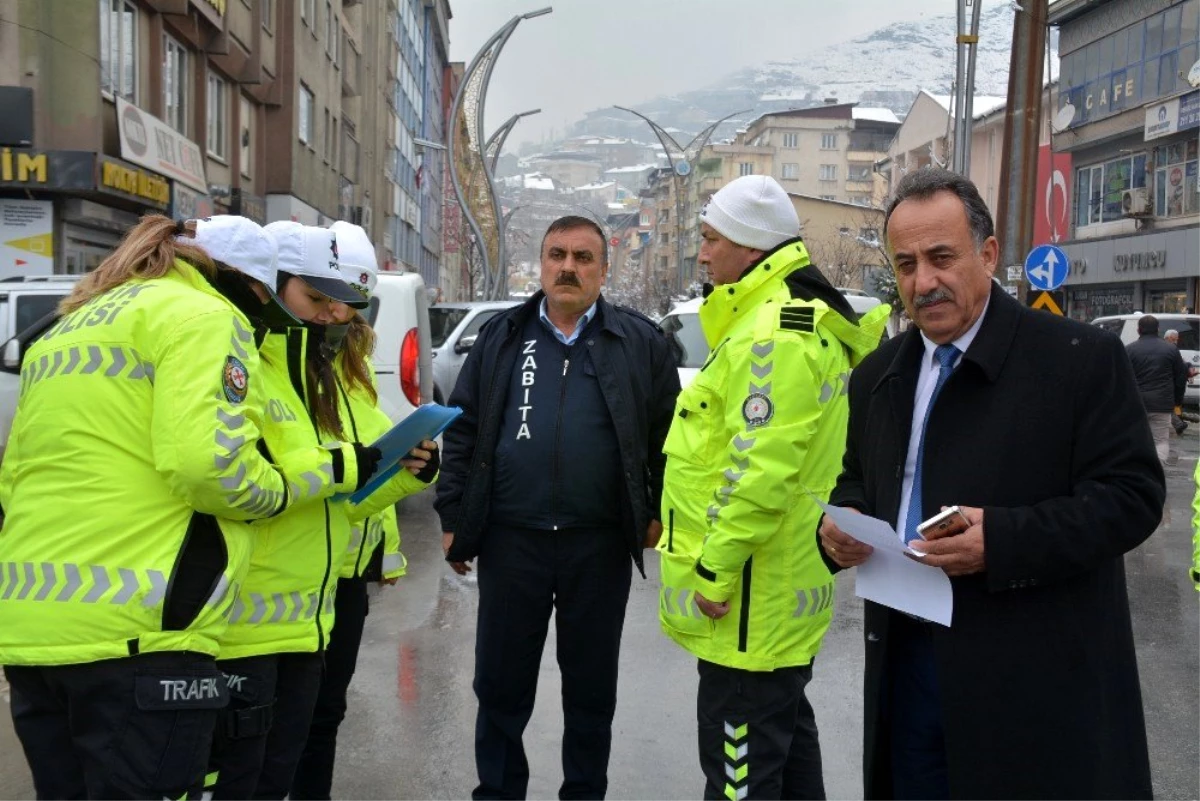 Hakkari\'de "Öncelikli Yaya Trafik" uygulaması