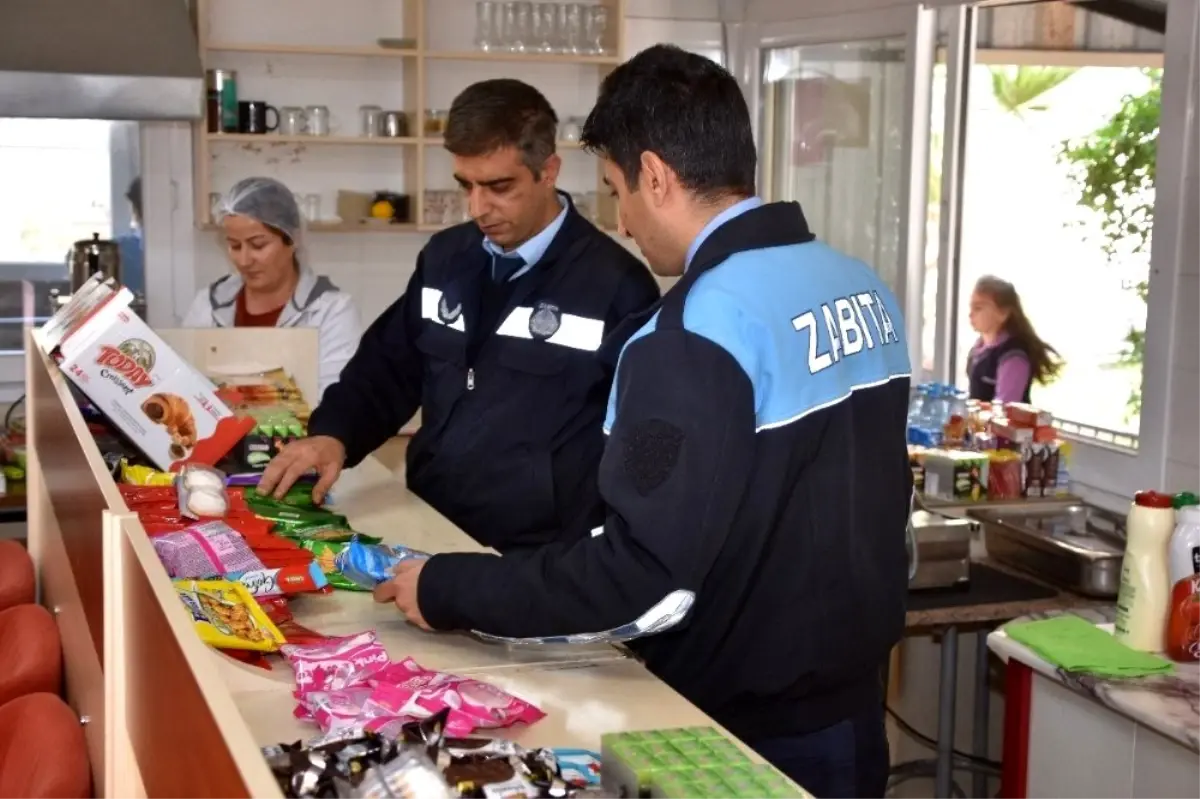 İzmir\'deki okul kantinlerinde şırınga çikolata denetimi