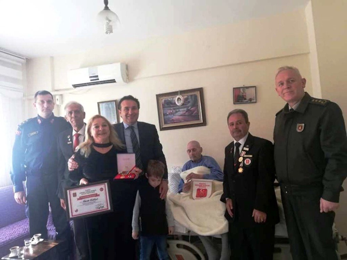 Kaymakam Görgülüarslan\'dan Kore Gazisi\'ne büyük gurur