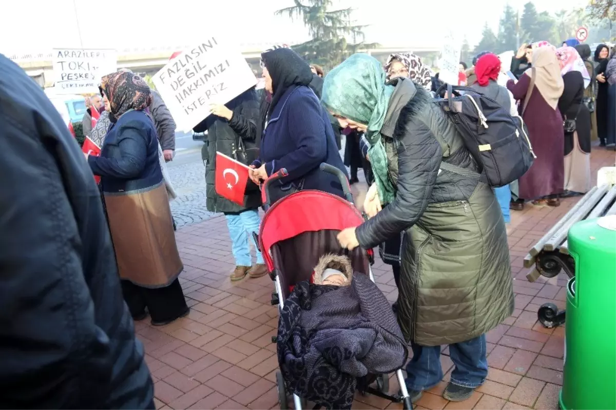 Rize\'de kamulaştırma mağdurları eylem düzenledi 2 kişi sinir krizi geçirdi