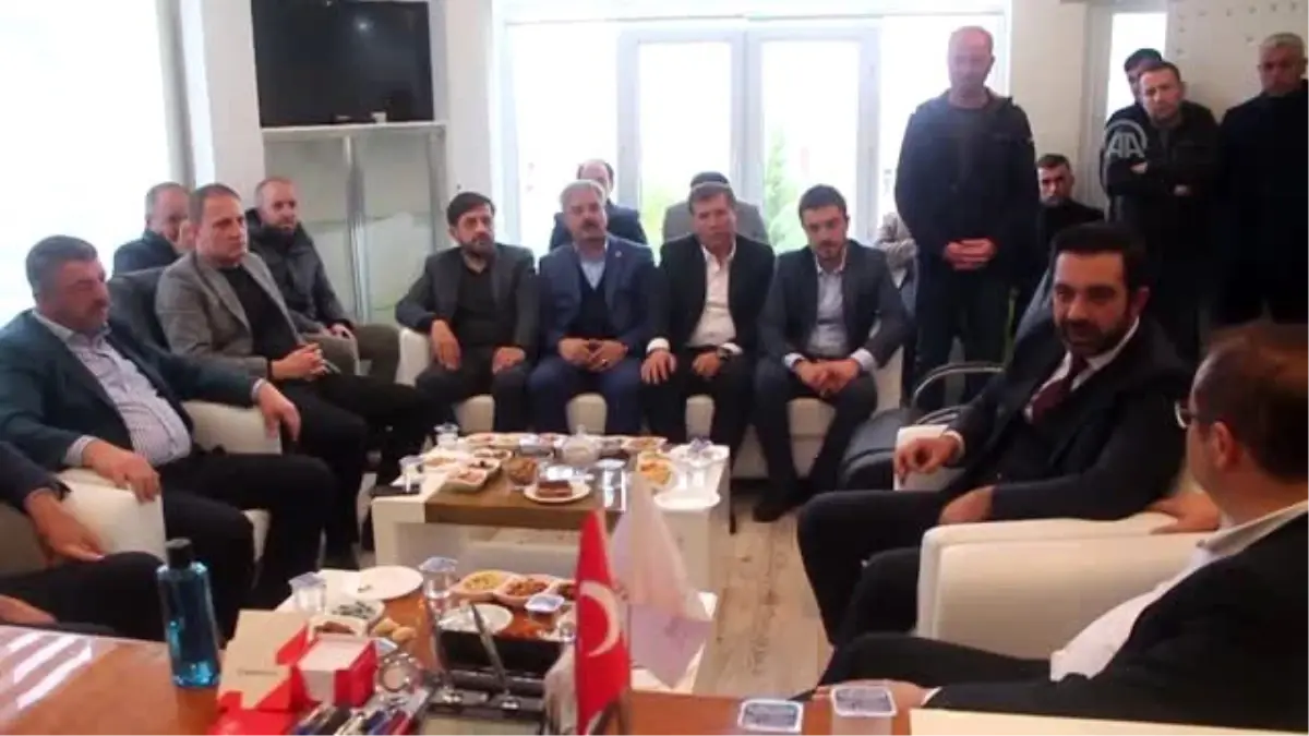 AK Parti Genel Merkez Yerel Yönetimler Başkan Yardımcısı Öz, Siirt\'te