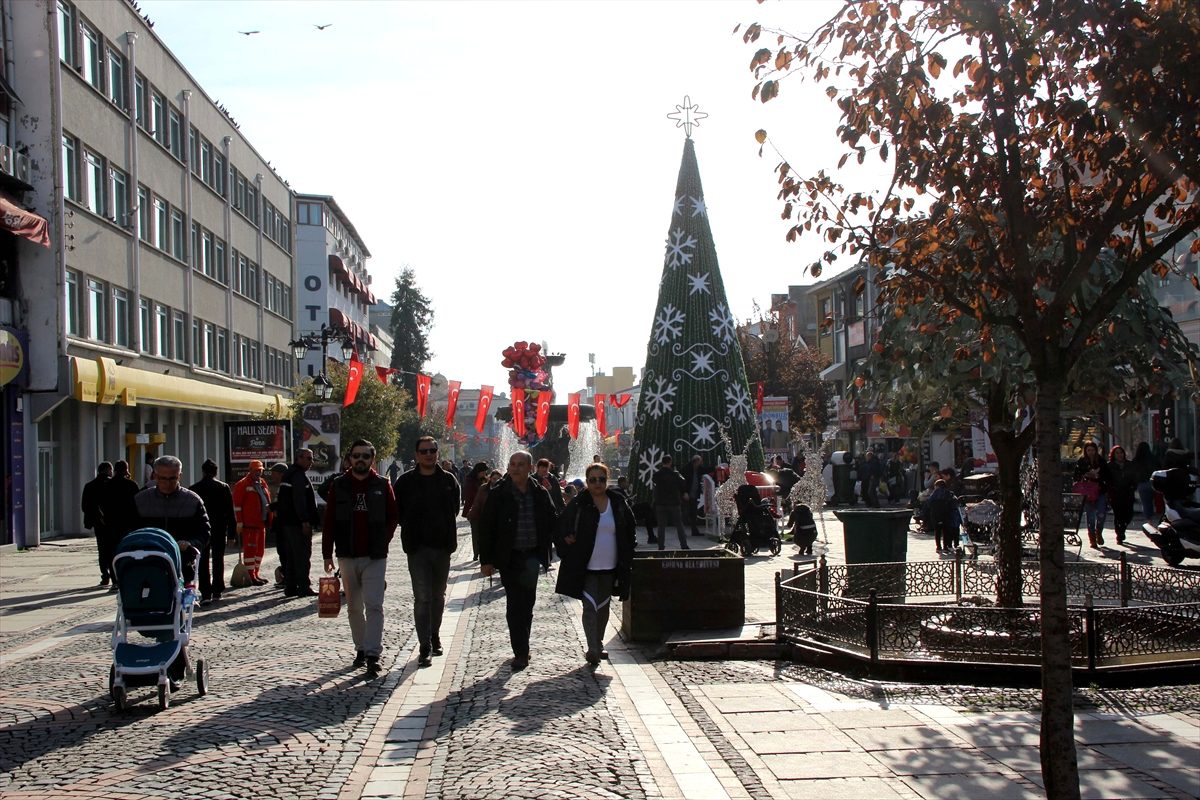 Aralık ayında yaşanan bahar havası Edirnelileri mutlu etti