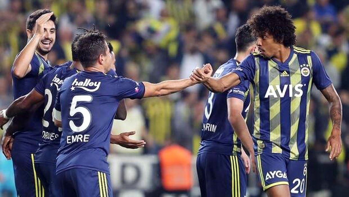 Fenerbahçe, Süper Lig\'de yarın Sivasspor\'a konuk olacak