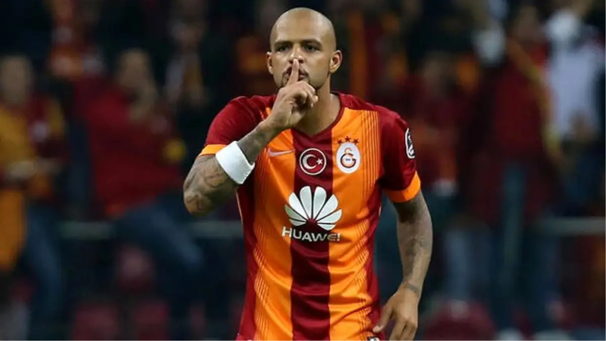 Galatasaray\'dan Melo ve Ujfalisi açıklaması!