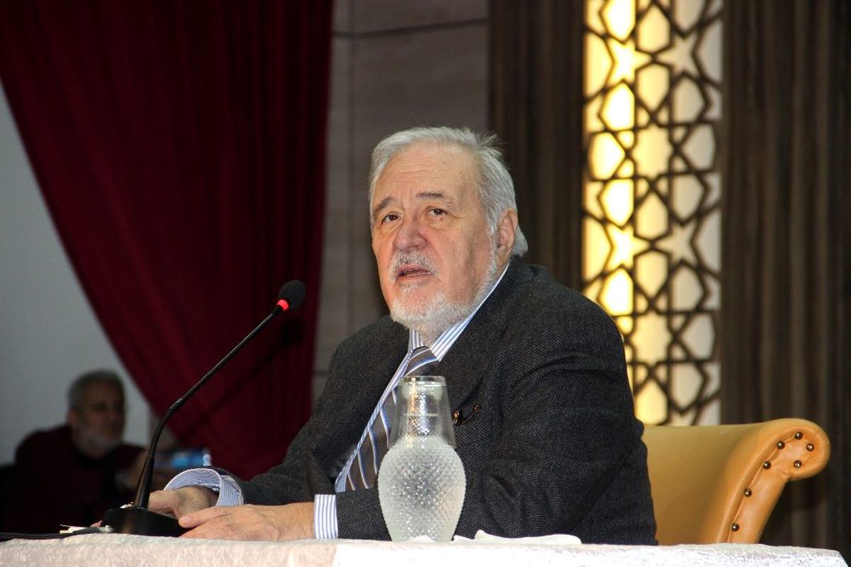 İlber Ortaylı\'dan \'Nobel\' eleştirisi