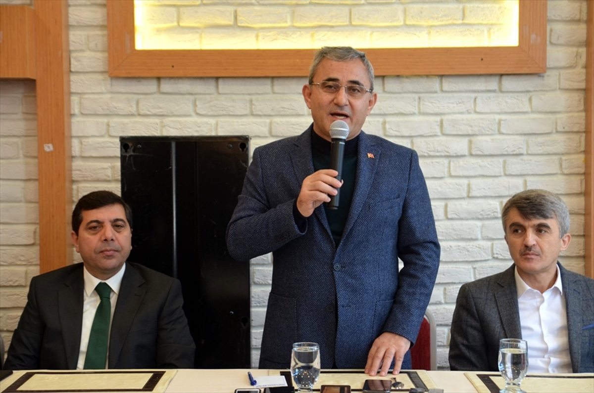 Kütahya Belediyesinden öğrencilere yönelik "İkamet Kart Projesi"