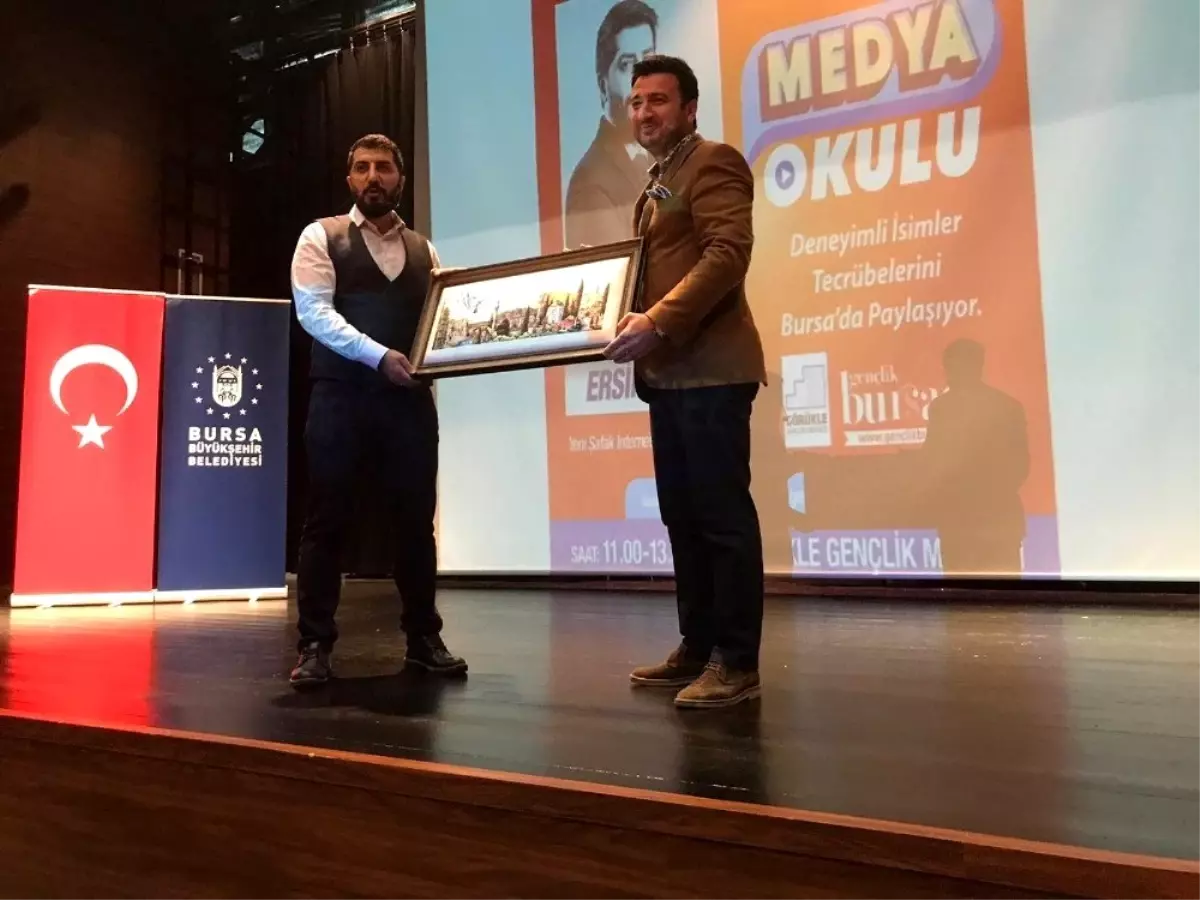 Medya Okulu\'nun konuğu Ersin Çelik