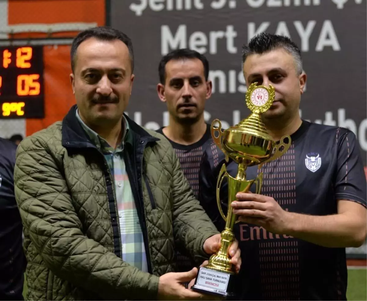 Şehit Jandarma Uzman Çavuş Kaya anısına futbol turnuvası