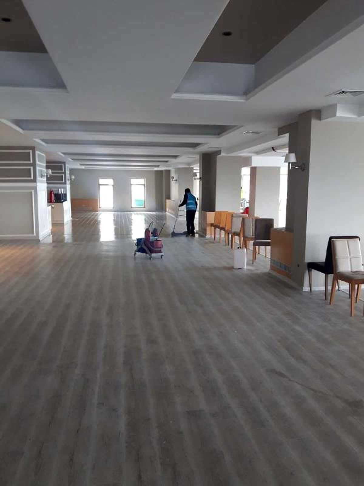 Uludağ Polis Evi\'ni hükümlüler temizledi