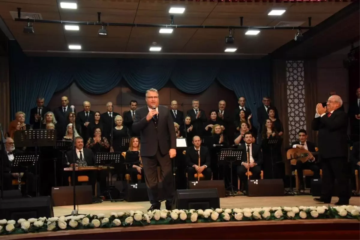 Yunusemre TSM Korusundan muhteşem konser