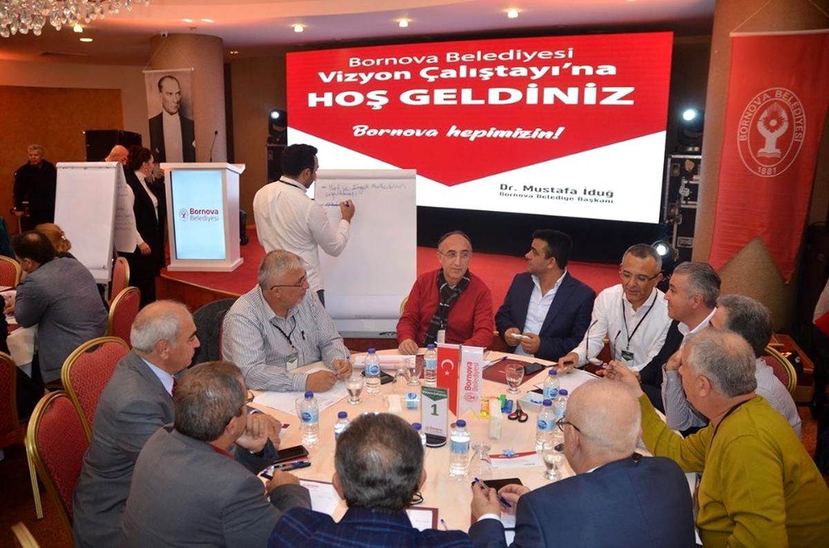 Bornova\'nın sorunları Kuşadası\'nda tartışıldı