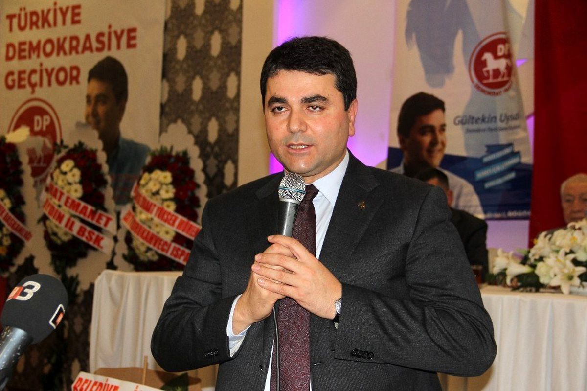DP lideri Uysal Afyonkarahisar\'da kongreye katıldı