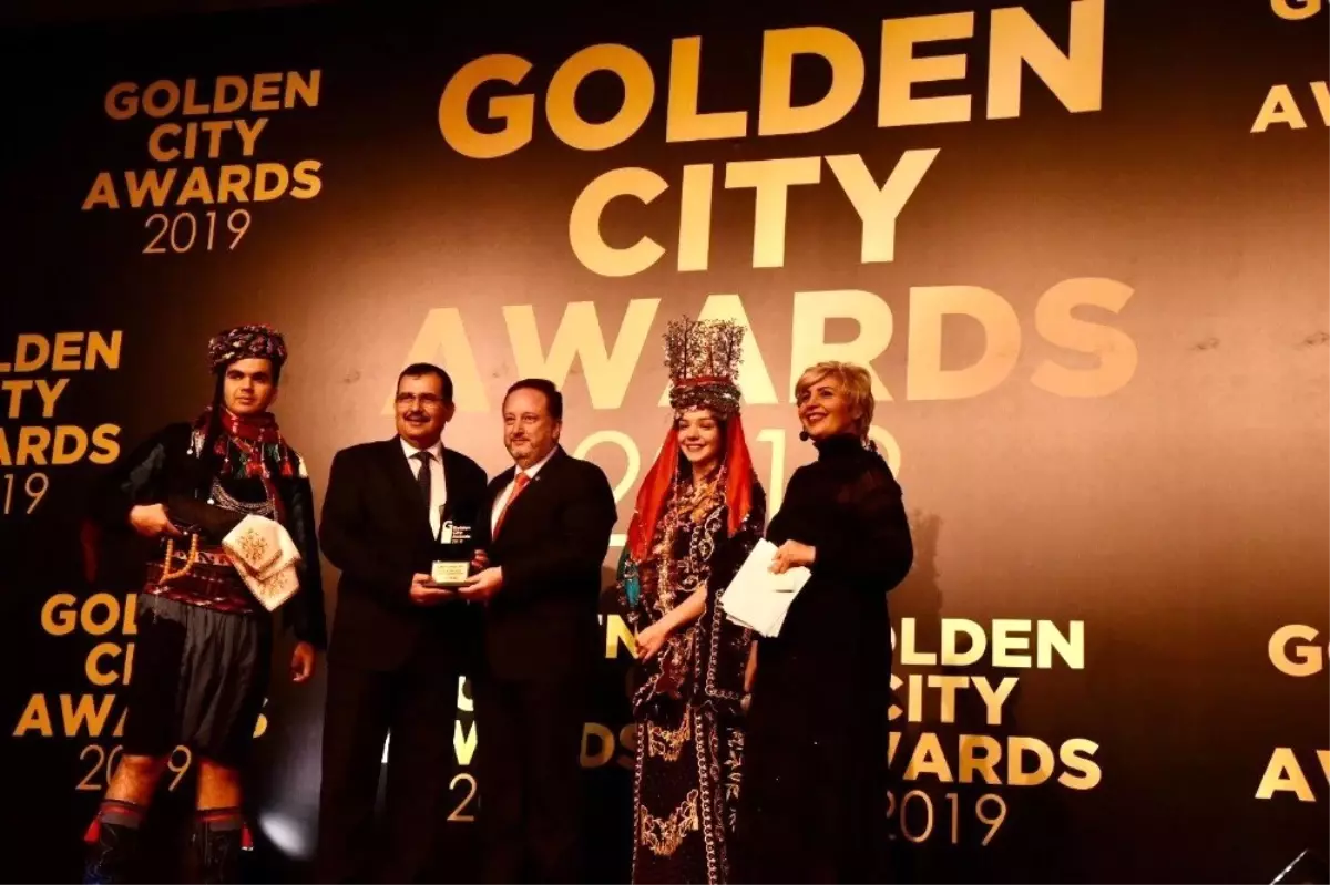 Karesi Belediyesi\'ne Golden City Awards ödülü