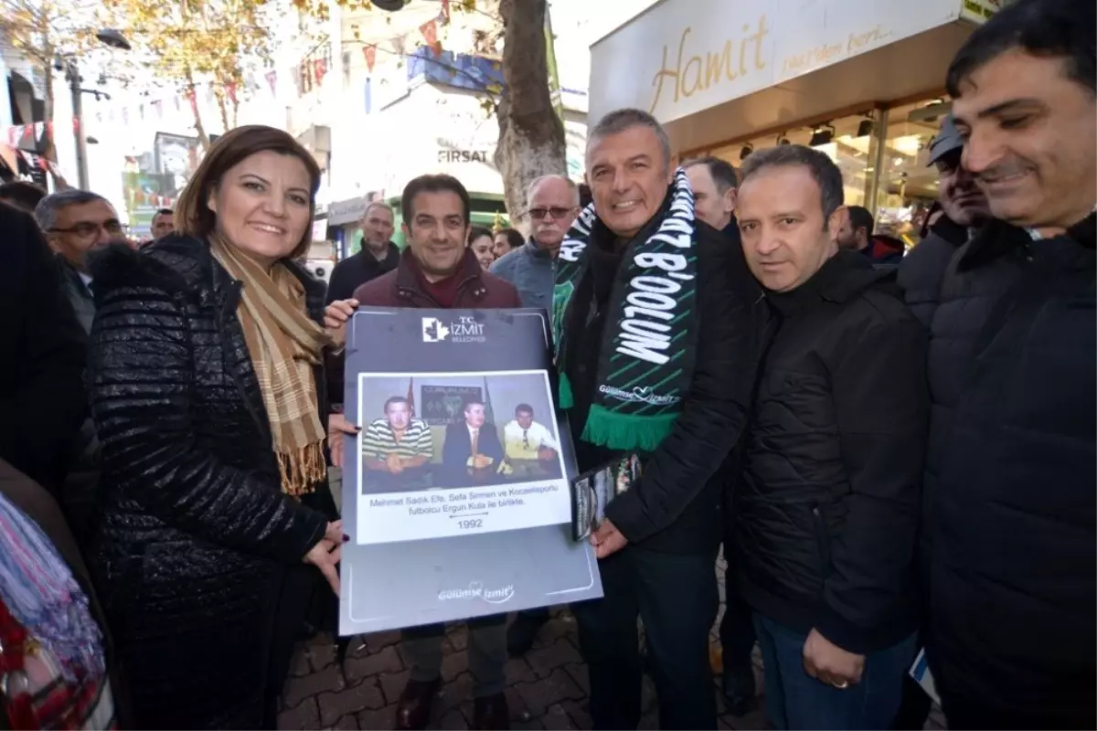 Kocaelispor\'un efsane golcüsüne başkandan anlamlı hediye