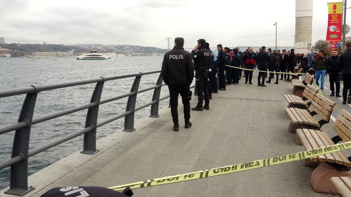 Üsküdar\'da denizden erkek cesedi çıktı