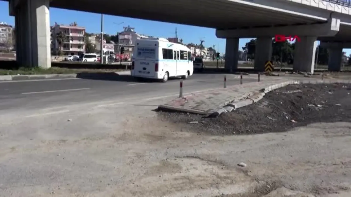 Antalya otomobil takla attı 3 ölü, 2 yaralı