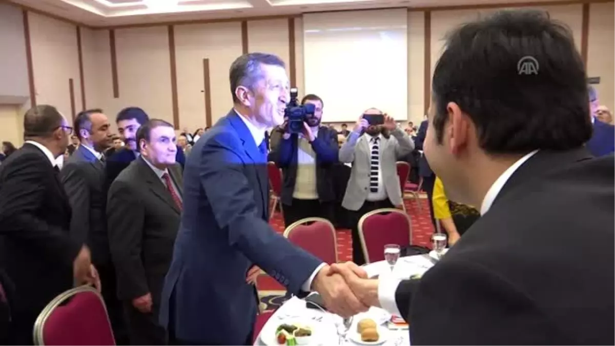 Bakan Selçuk: "Meslek liselerine talep oranı son bir yılda yüzde 35\'ten yüzde 65\'lere çıktı"