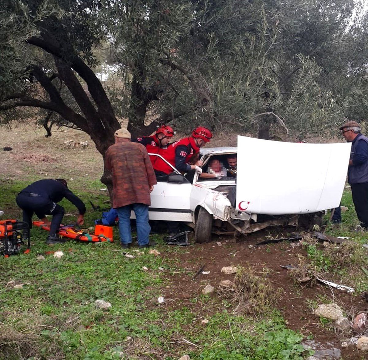 Balıkesir\'de trafik kazası: 2 yaralı