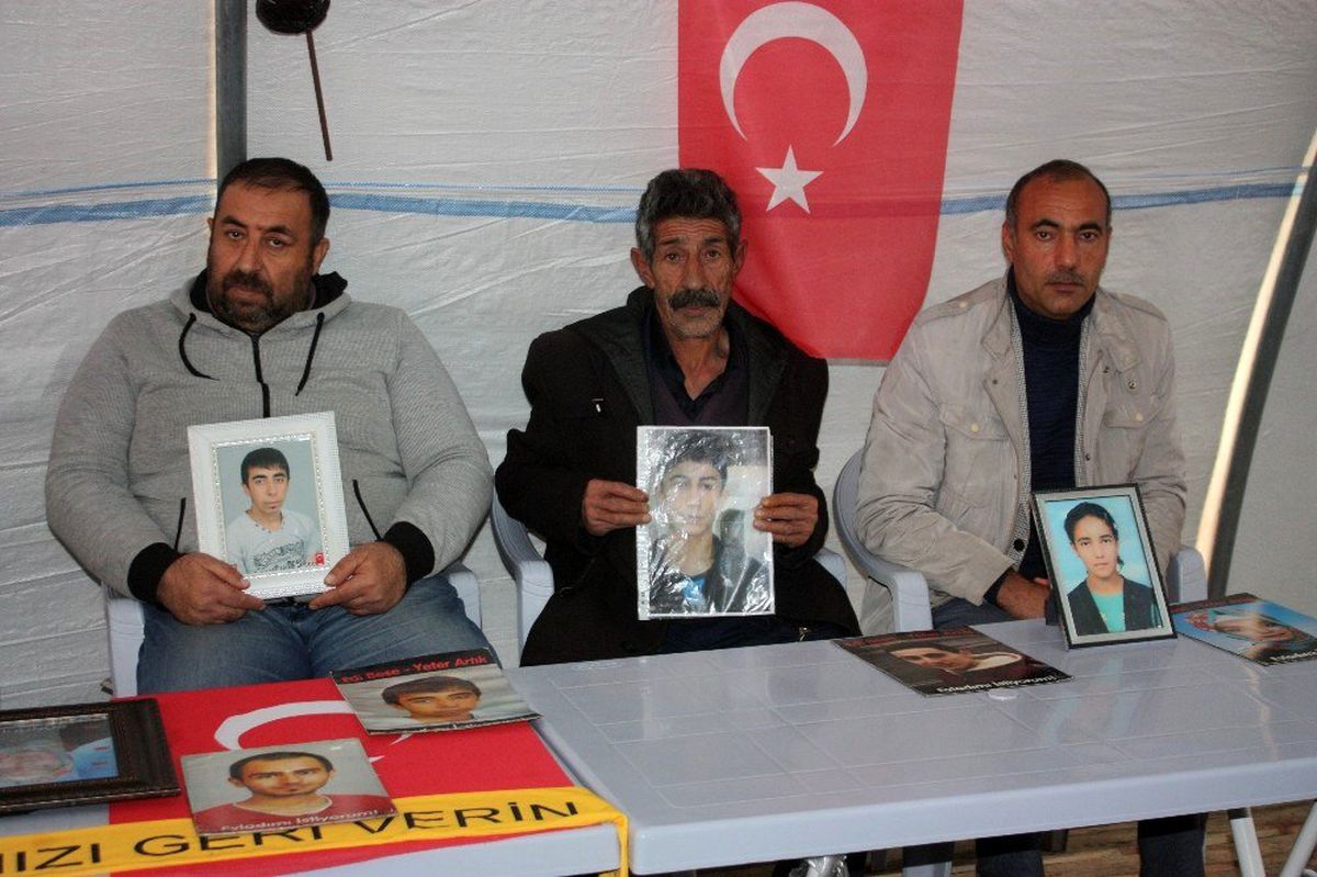 HDP önündeki ailelerin evlat nöbeti 105\'inci gününde