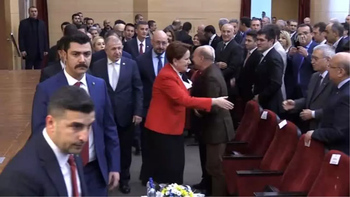 İYİ Parti "Suriyeli Sığınmacıların Ülkelerine Dönüş Çalıştayı" düzenledi