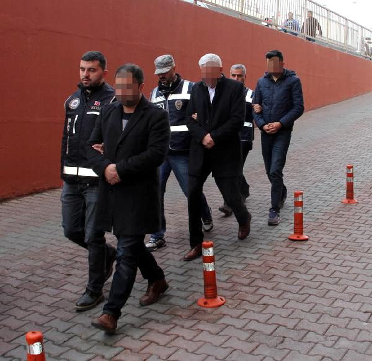 Kayseri\'de 7 FETÖ şüphelisi adliyede