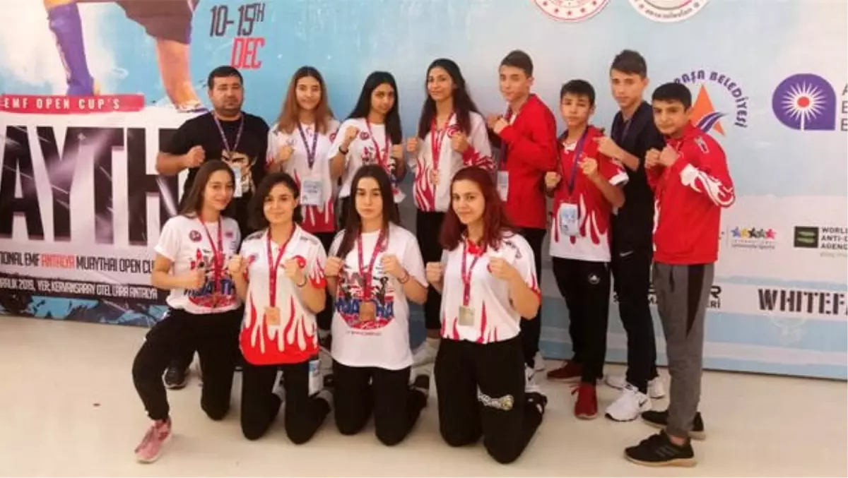 Muaythai Avrupa Kupası\'nda Şehzadeler rüzgarı esti