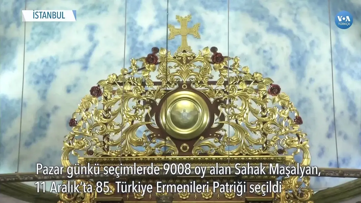 Türkiye Ermeni Patriği Sahak Maşalyan İlk Pazar Ayinine Katıldı