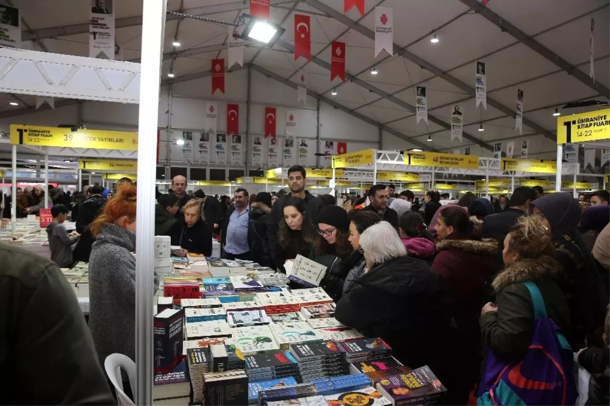 1. Ümraniye Kitap Fuarı, 2 günde 35 bin kitapseveri ağırladı