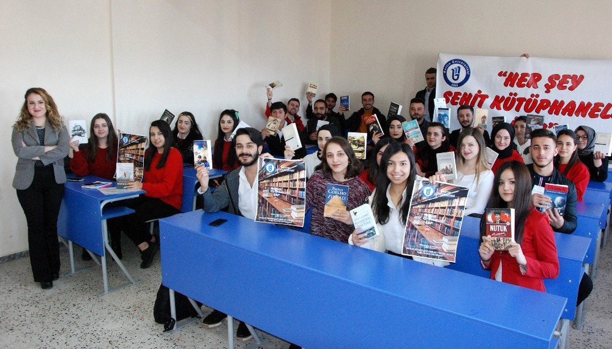 Bartın Sağlık Meslek Yüksekokulu\'ndan şehit kütüphanelerine anlamlı destek