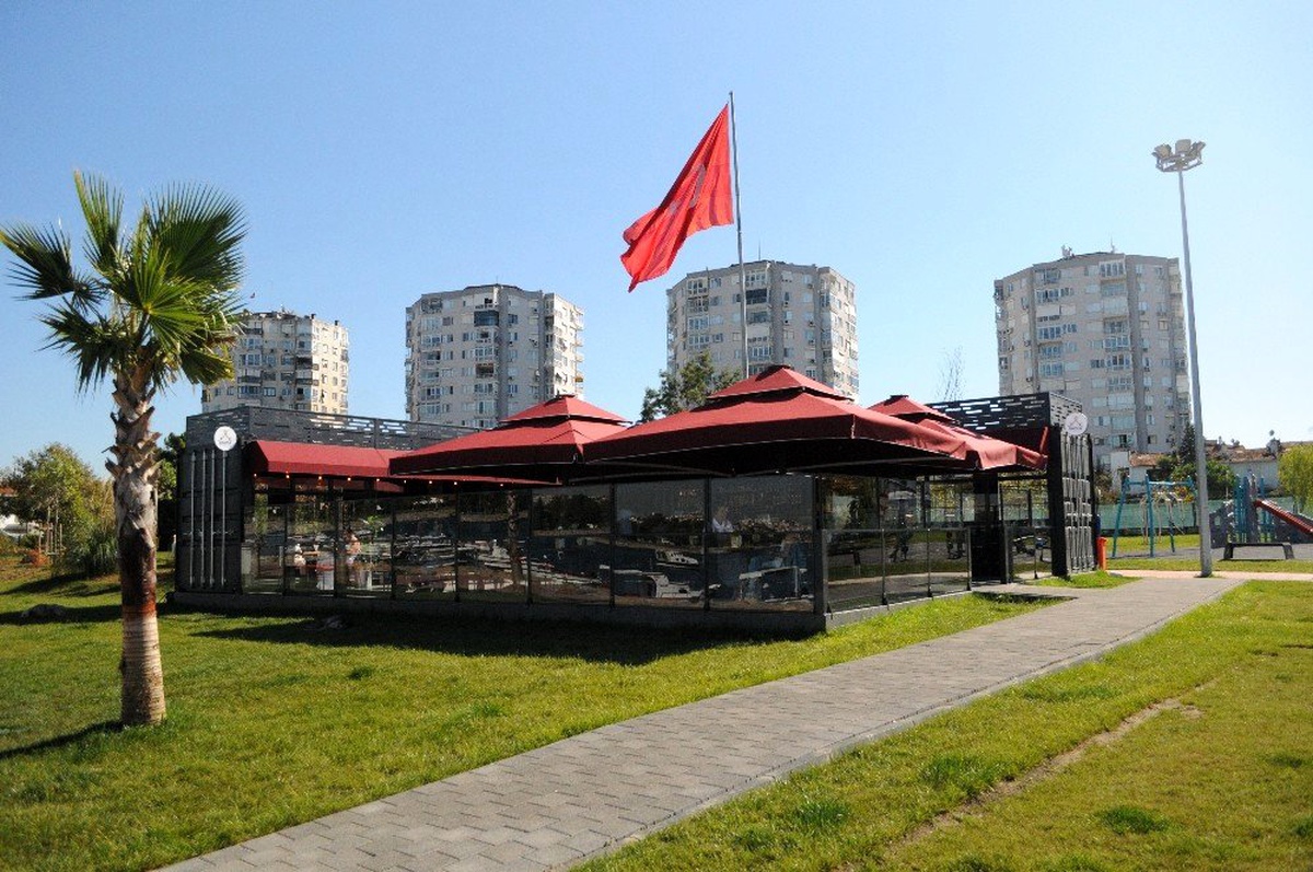 Darıca\'da kış aylarının vazgeçilmez adresi Balyanoz kafe