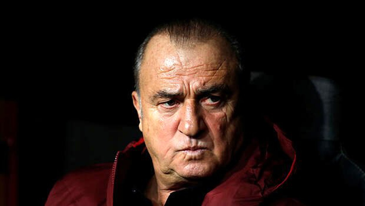 Galatasaray\'da Fatih Terim isyan etti! \'Oyuncumuz yok!...\'