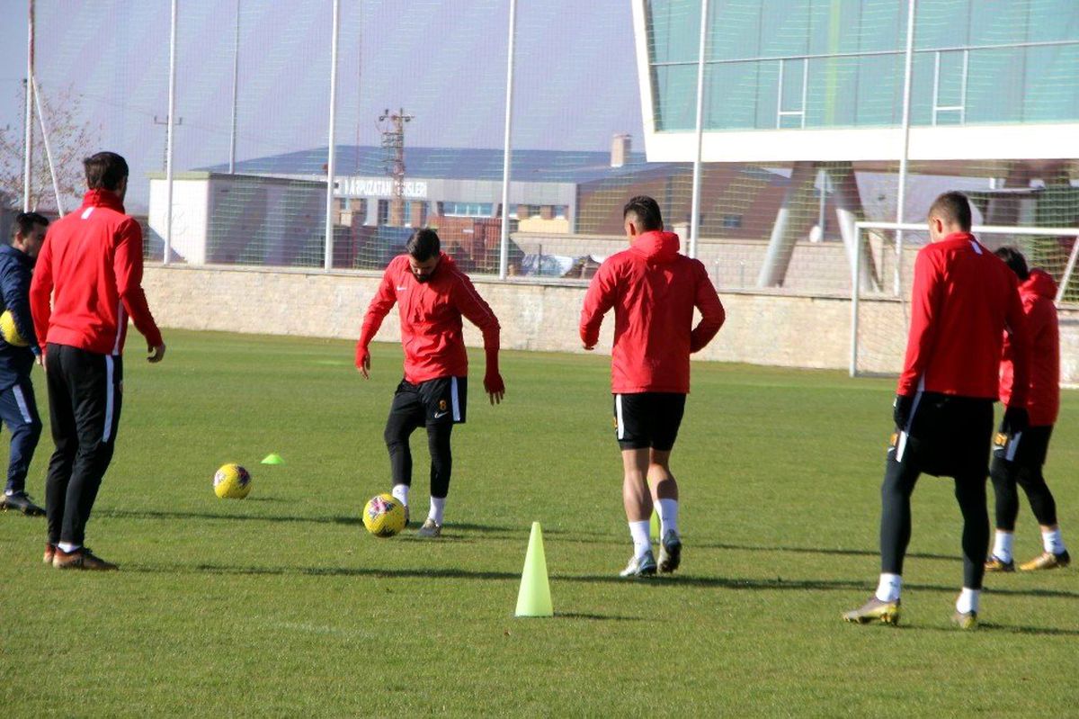 İ.M. Kayserispor\'da kupa mesaisi devam ediyor