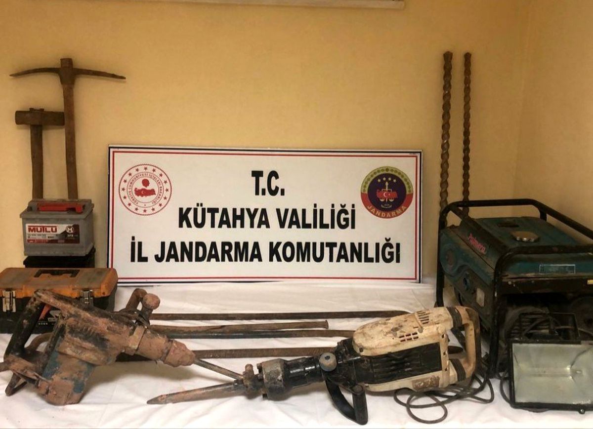 Jandarmadan definecilere suçüstü