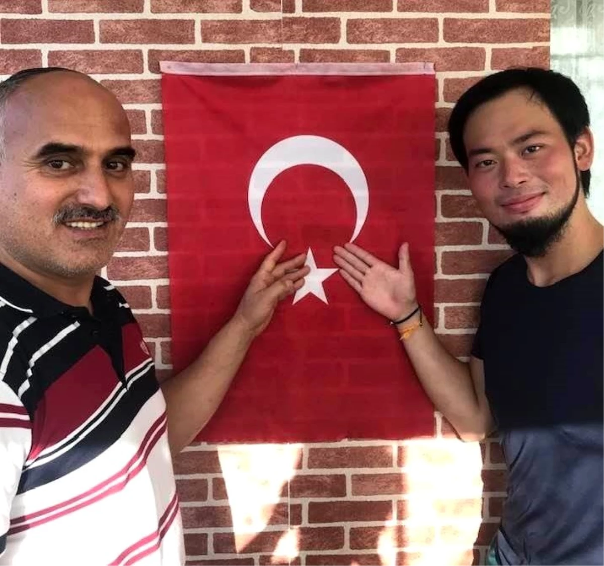 Japon gezgin Türkiye\'de Müslüman oldu