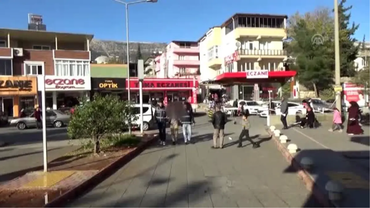 Kendisini üsteğmen olarak tanıtarak dolandırıcılık yapan şüpheli tutuklandı