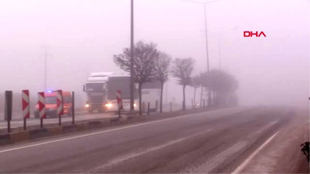 Kırıkkale\'de sis ulaşımı yavaşlattı