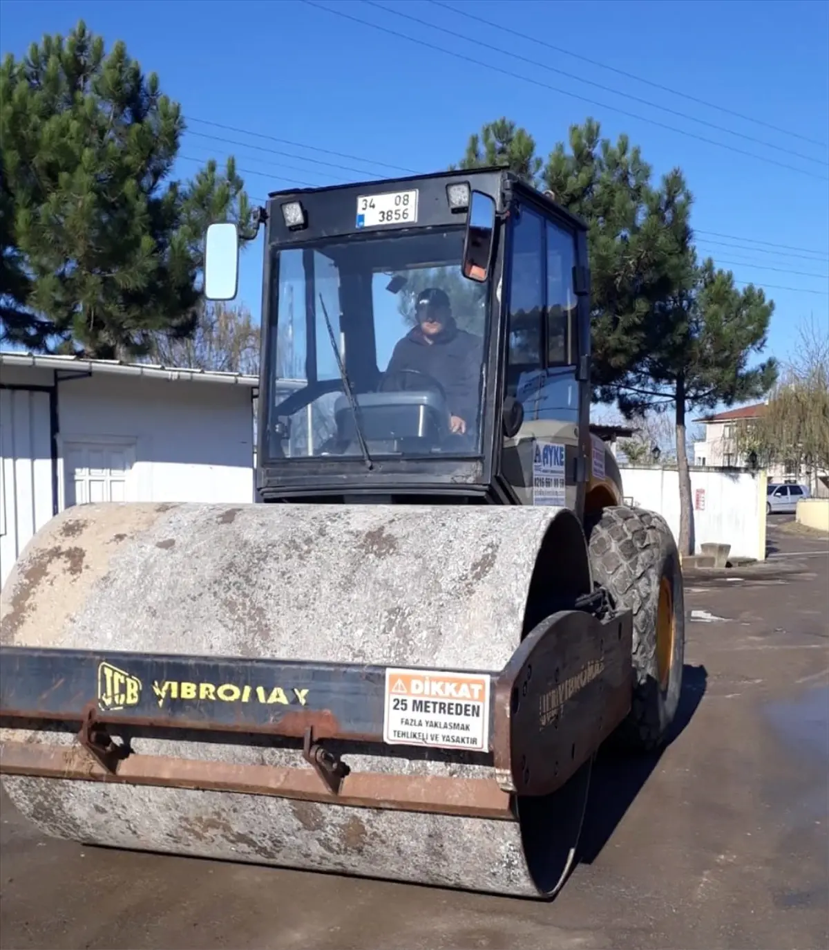 Söğütlü Belediyesi\'ne hibe araç desteği